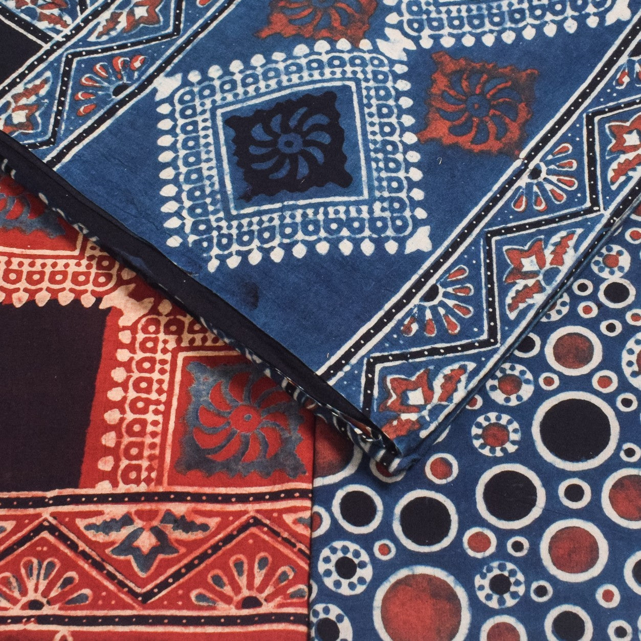 Ajrakh Cotton Natural Dye Three Colour Print | 3 Kam | Hand Block Print Dress Material with 44 Inch wide Dupatta - 2.5 Mt Top - SKU : AI03701S