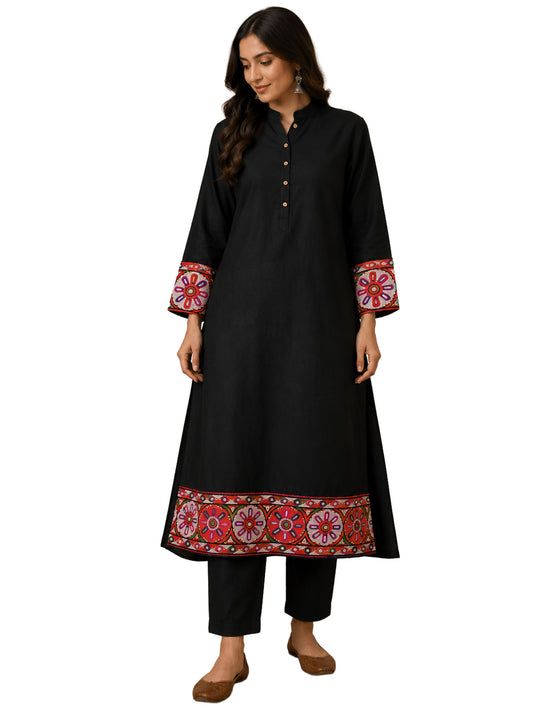 Ahir Work Cotton Mirrorwork Hand Embroidery Handwork Border - 1.24 Mtr Length - SKU : VS09903A