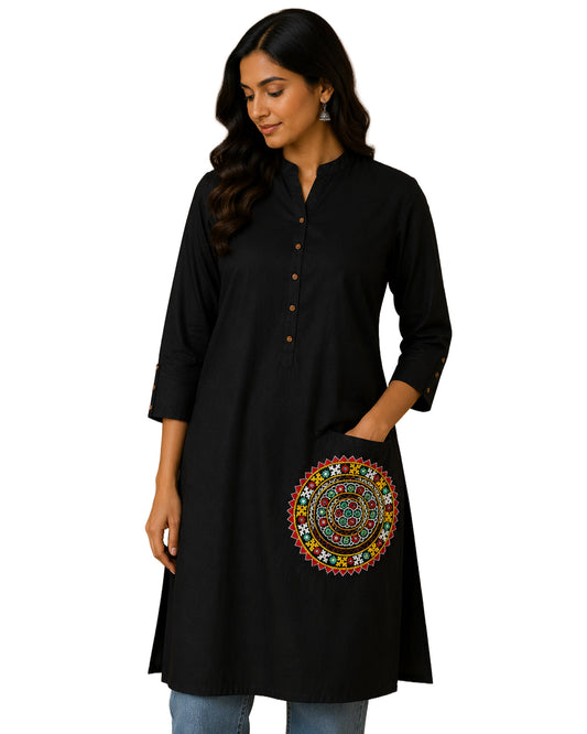 Bavalia Work Cotton Small Mirror Work Hand Embroidery Handwork Patch - Round - 19 cms Length - SKU : 0110-BKGR