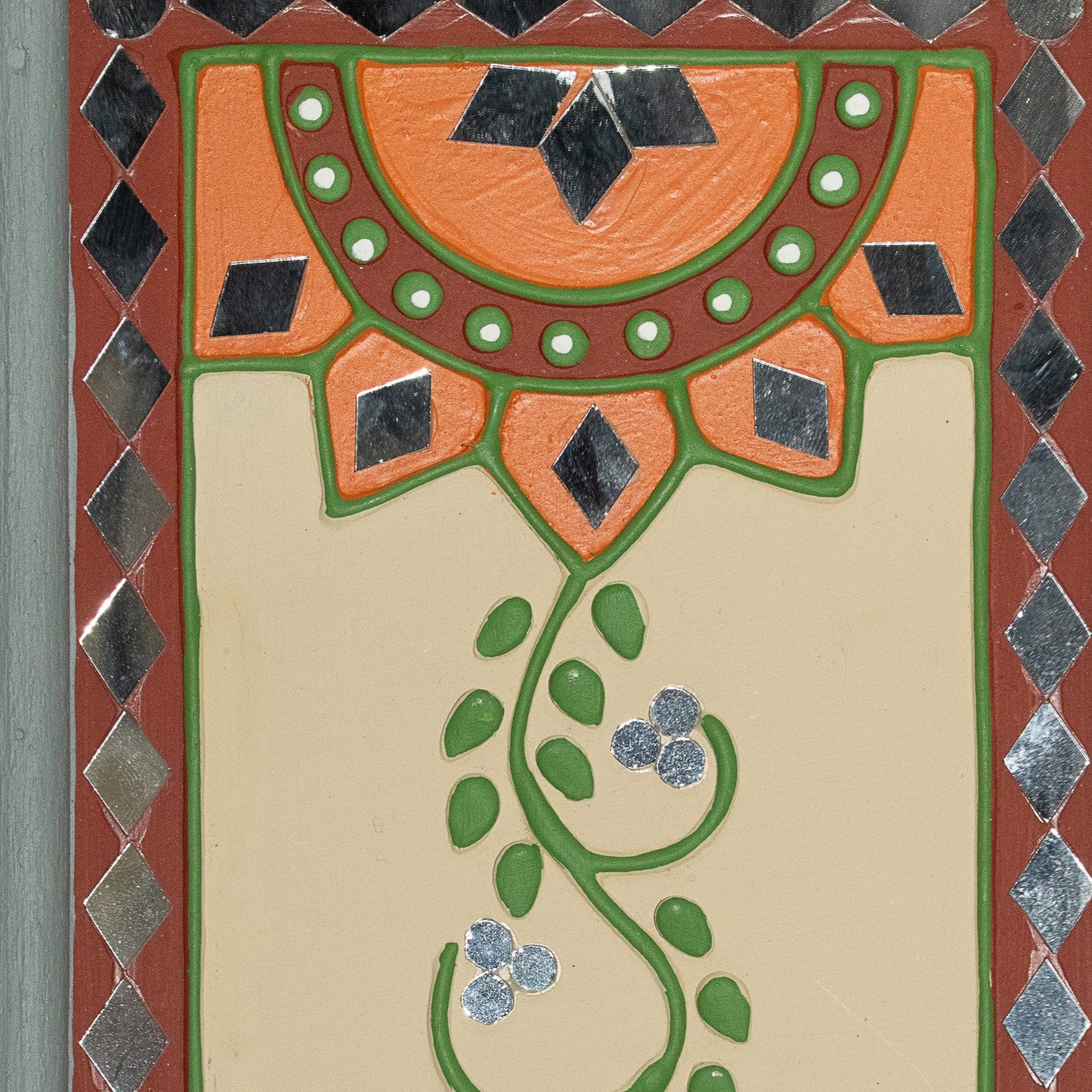Lippan Kam Wooden Traditional Kutch Handicraft Mud-Mirrorwork Lippan Kam Wall Art Key Holder (Water and Break Resistant) - 9 Inch Length - SKU : 0001-CRGY