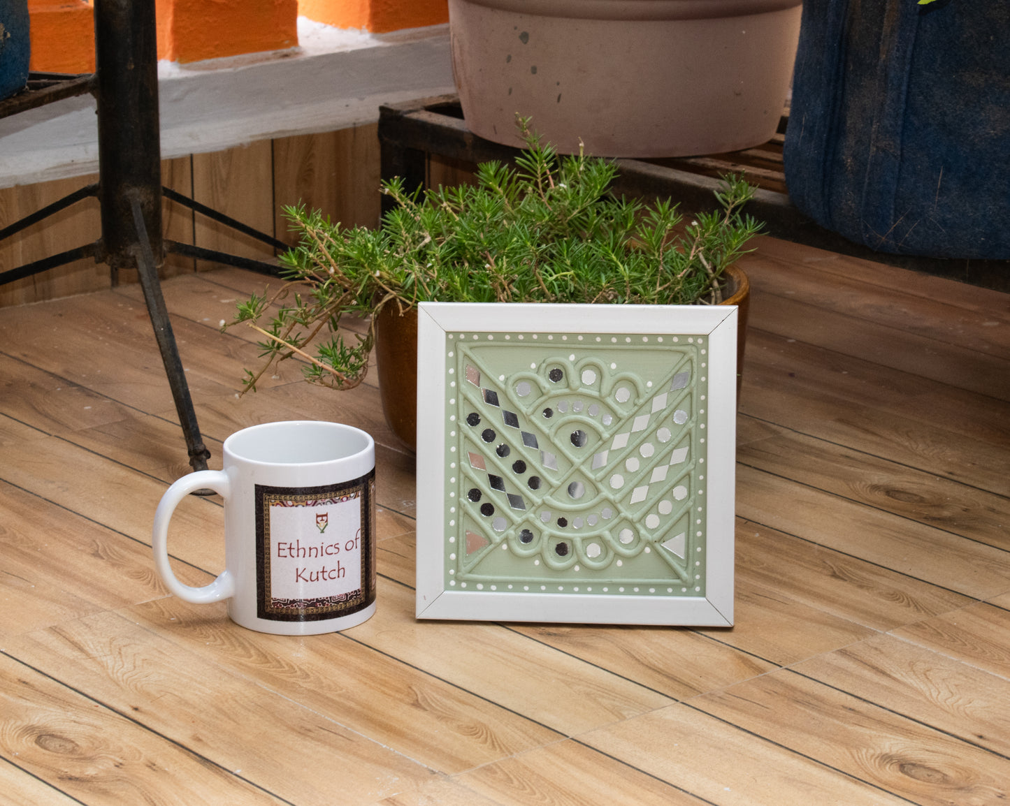 Lippan Kam (Mud Mirrorwork) - Hand Crafted Ethnic Wall Decor - SKU : 0302