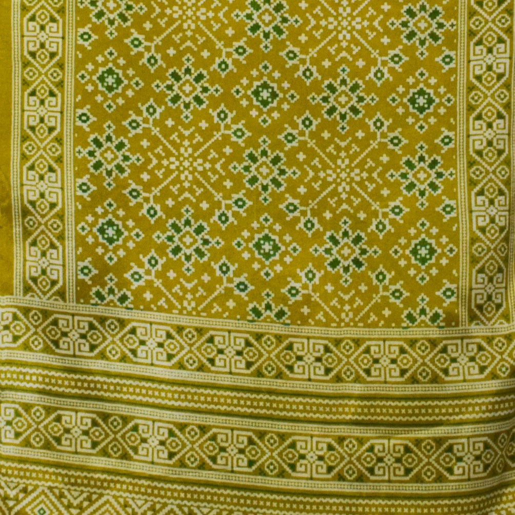 Patola Print Mashru Silk Three Colour Print ( 3 Kam ) Screen Print Stole - 2.1 Mtr Length - SKU : JH26102F