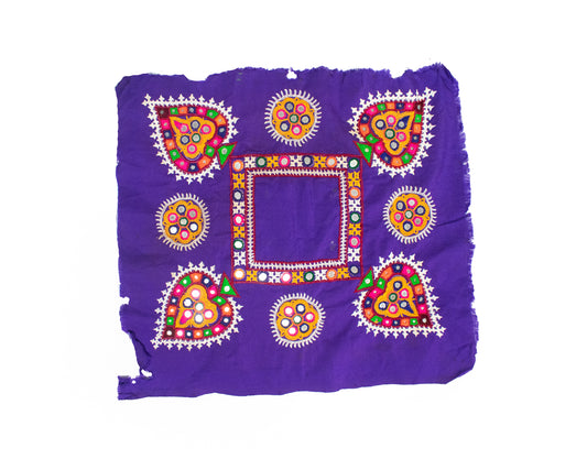 Ahir Work Cotton Fine Mirror and Threadwork Embroidery Wall Decoration - SKU: MD21411A