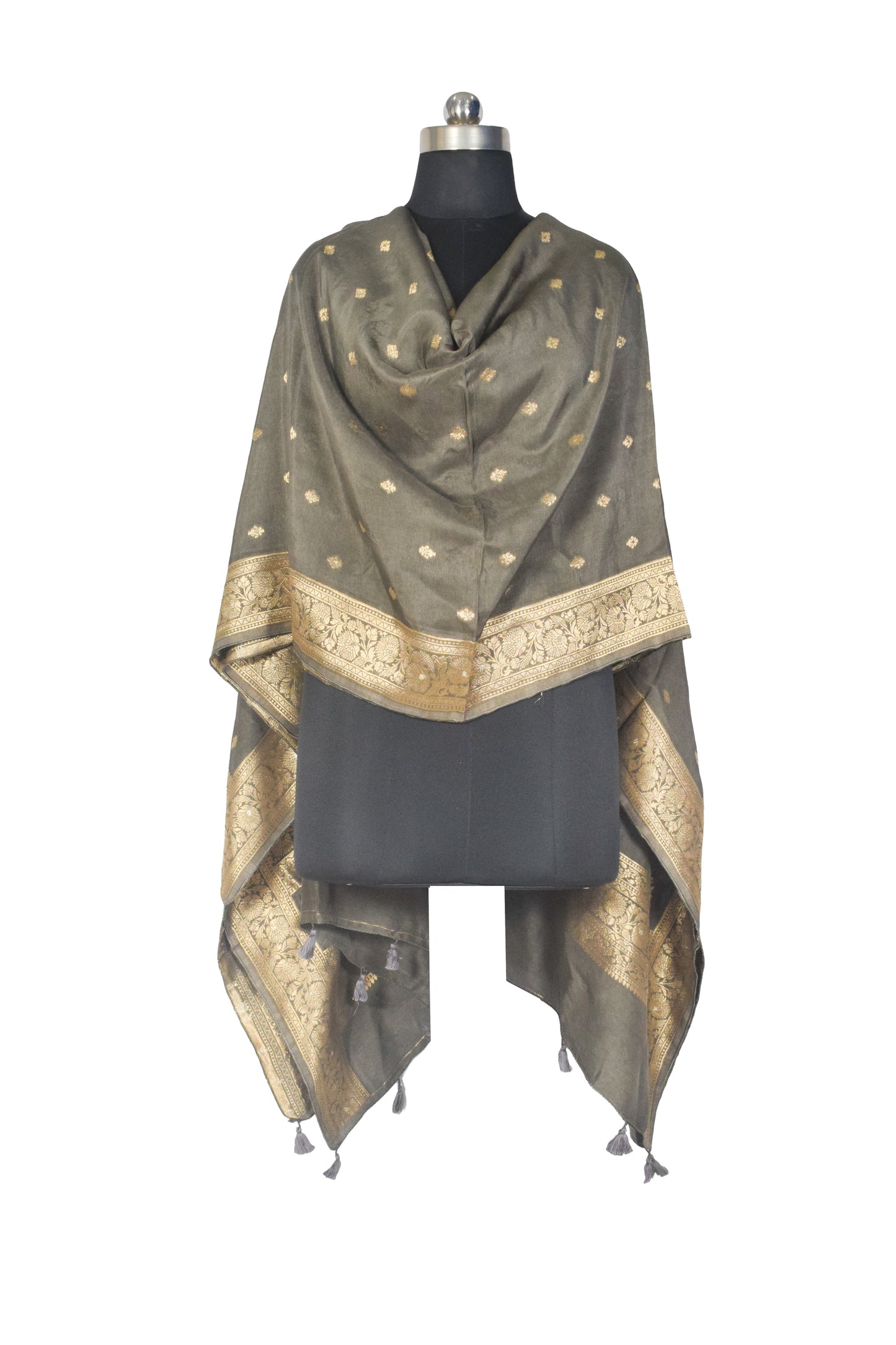 Plain Dyeing Dola Silk Butta Designs Dupatta with Nakshi Border - 2.35 Mtr Length    -  SKU : AI18C01C