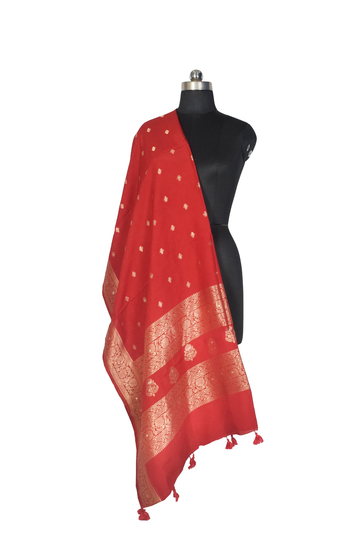 Plain Dyeing Dola Silk Butta Designs Dupatta with Nakshi Border - 2.35 Mtr Length    -  SKU : AI18C01F