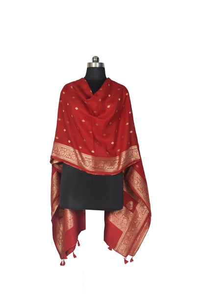 Plain Dyeing Dola Silk Butta Designs Dupatta with Nakshi Border - 2.35 Mtr Length    -  SKU : AI18C01F