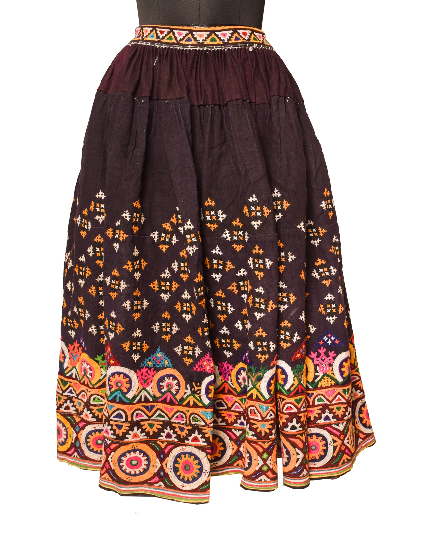 Bavalia Work Cotton Hand Embroidered Garba Skirt   - 3 Mtr Flare (Gher)    -  SKU : SD09803A