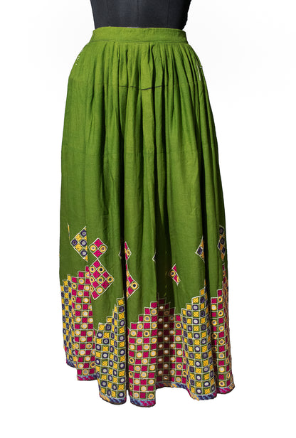 Bavalia Work Cotton Hand Embroidered Fine Mirrorwork Garba Skirt  - 2.7 Mtr Flare (Gher)    -  SKU : MD18902A