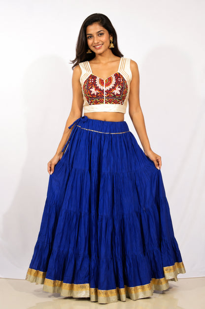 Plain Dyeing Mul Cotton Golden Border Garba Skirt  - 17 Mtr Flare (Gher)   -  SKU : TM30701A