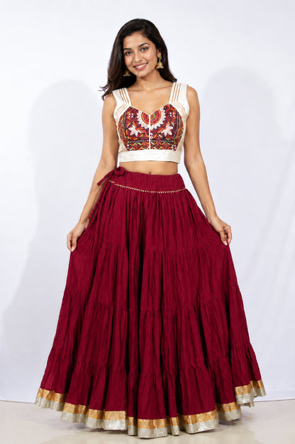 Plain Dyeing Mul Cotton Golden Border Garba Skirt  - 17 Mtr Flare (Gher)   -  SKU : TM05801A