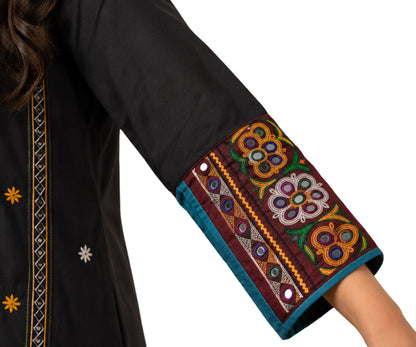 Ahir Work Cotton Hand Embroidered Mirror Work Handwork Border  - 3.8 Mtr Length    -  SKU : VA07901A