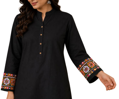 Ahir Work Cotton Mirrorwork Hand Embroidery Handwork Border  - 85 cms Length    -  SKU : VS09901A