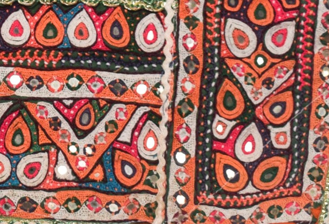 Ahir Work Cotton Hand Embroidery Handwork Patch   - 27 cms Length    -  SKU : MD18801A