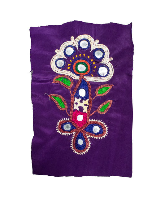 Ahir Work Cotton Hand Embroidered Mirror Work Handwork Patch  - 14 cms Length    -  SKU : VA09902B