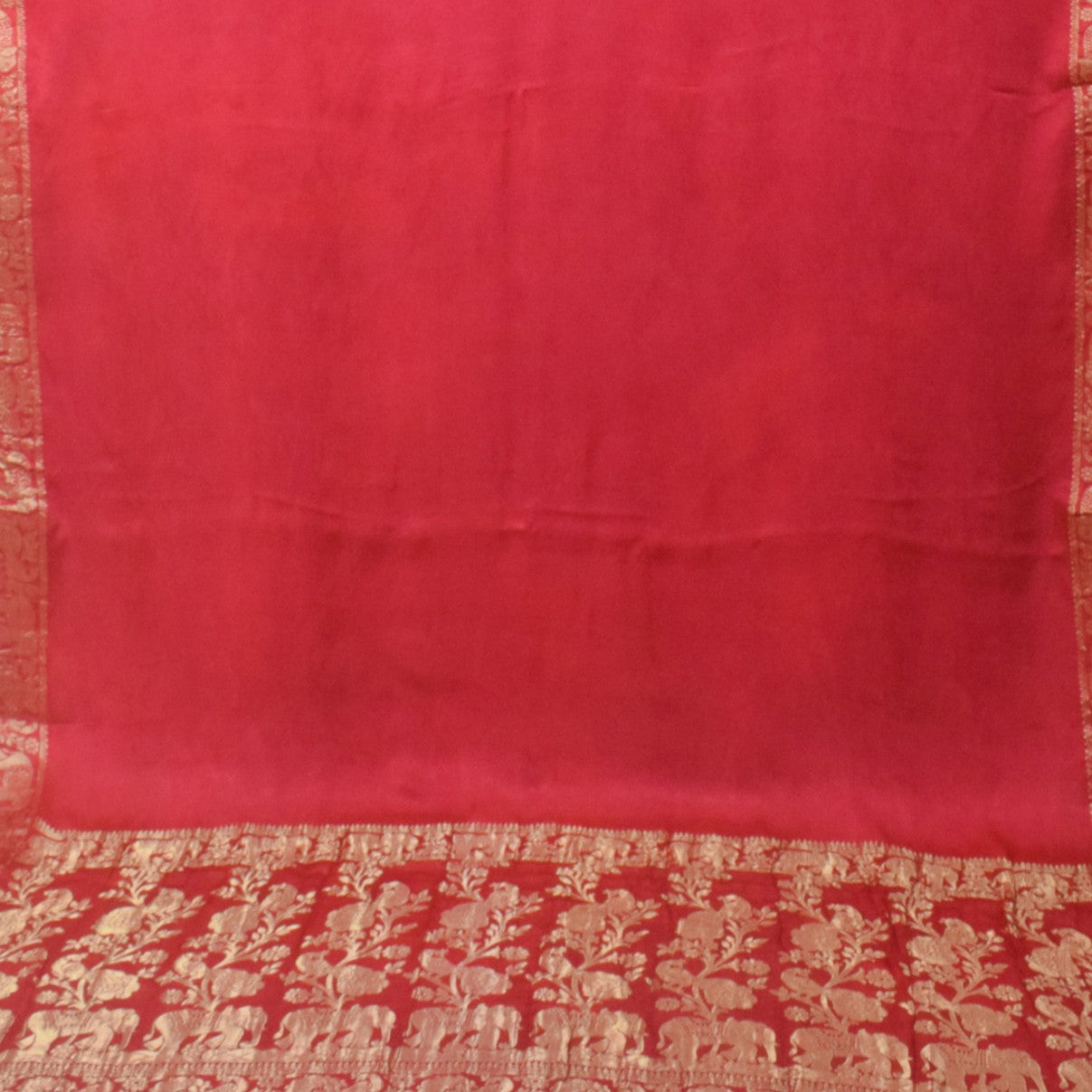 Plain Dyeing Modal Silk With Full Nakshi Border Saree with Tassels - With Blouse Piece - 5.5 Mtr Length    -  SKU : AI27A02A