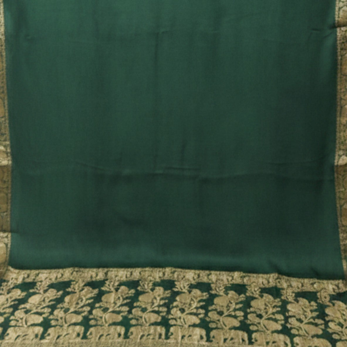 Plain Dyeing Modal Silk With Full Nakshi Border Saree with Tassels - With Blouse Piece - 5.5 Mtr Length    -  SKU : AI27A02K