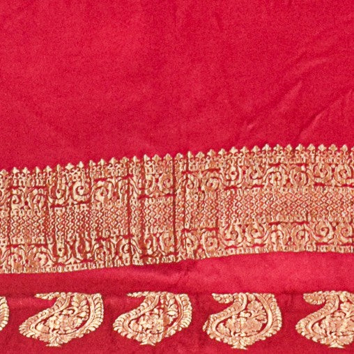 Plain Dyeing Modal Silk With Full Nakshi Border Saree with Tassels - With Blouse Piece - 5.5 Mtr Length    -  SKU : AI27A02H