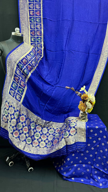 Plain Dyeing Dola Silk With Full Nakshi Border Saree with Blouse Piece - 6 Mtr Length    -  SKU : KK13A01K