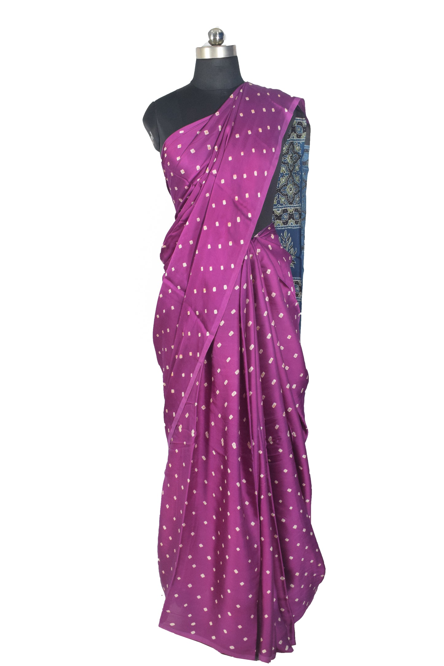 Bandhej [ Tie-Dye] Modal Silk Part Natural Dye Ajrakh Pallu Hand Block Print Saree With Ajrakh Blouse Piece - 5.5 Mtr Length   -  SKU : MS15601E