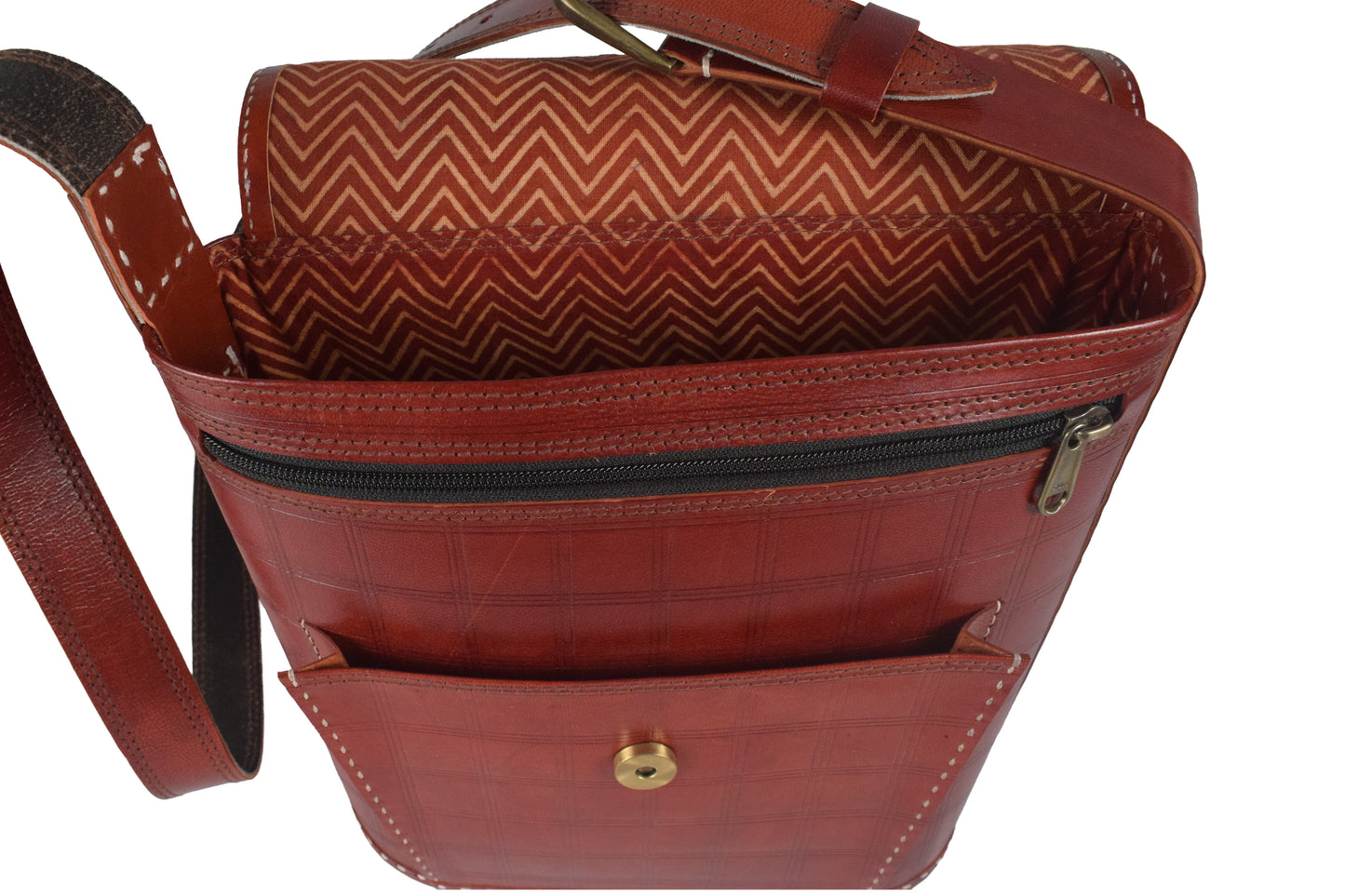 Jari Kaam - Leather Art Pure Leather Leathercraft Hand Made Handcrafted Sling Bag  - 26 cms Length    -  SKU : AB25B01A